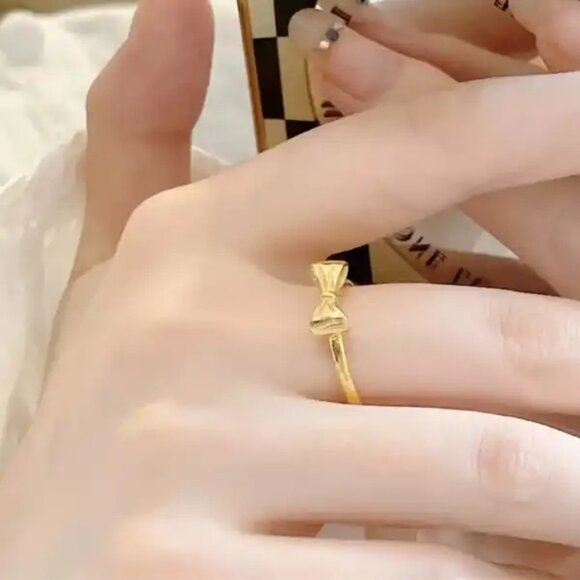 Bow Knot Titanium Steel Ring - Picture 4 of 4